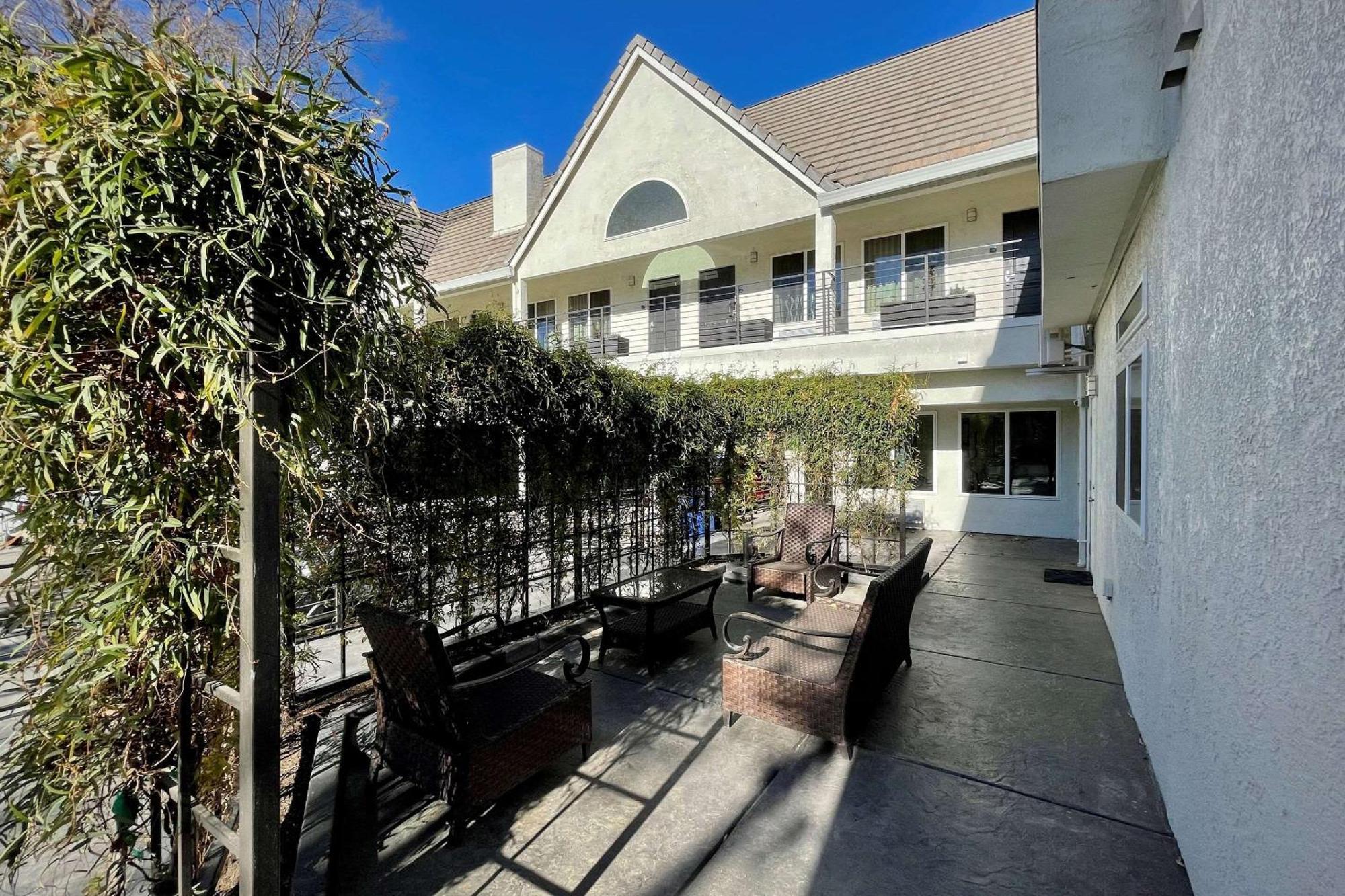 Aggie Inn, Ascend Hotel Collection Davis Exterior photo